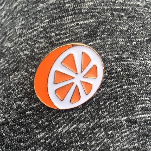 3/$23 🆕 Orange Enamel Pin Brooch ❣️ - Picture 2 of 3